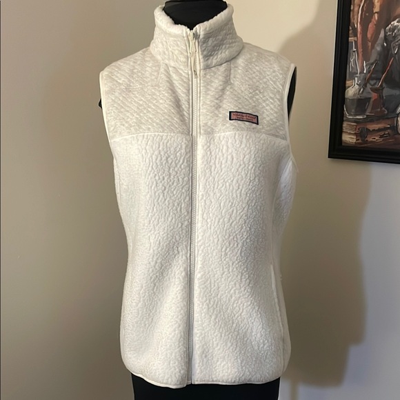 Vineyard Vines Jackets & Blazers - Vineyard Vines white and grey vest-Small